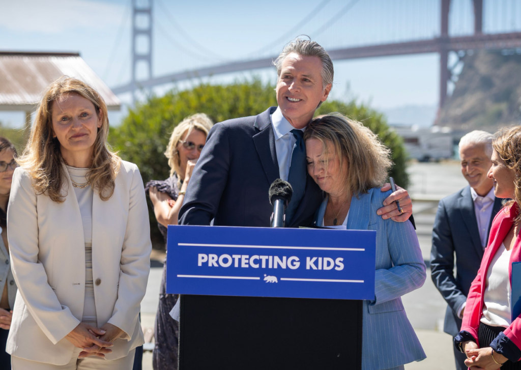 California Governor Signs Laws Protecting Kids From Risks of Social Media, AI Chatbots
