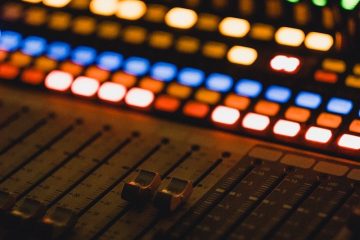 shallow focus photography of audio mixer